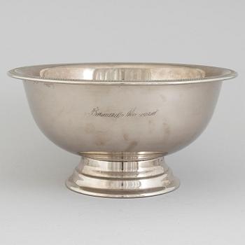 A PLATE CHAMPAGNE COOLER, mid 20th century.