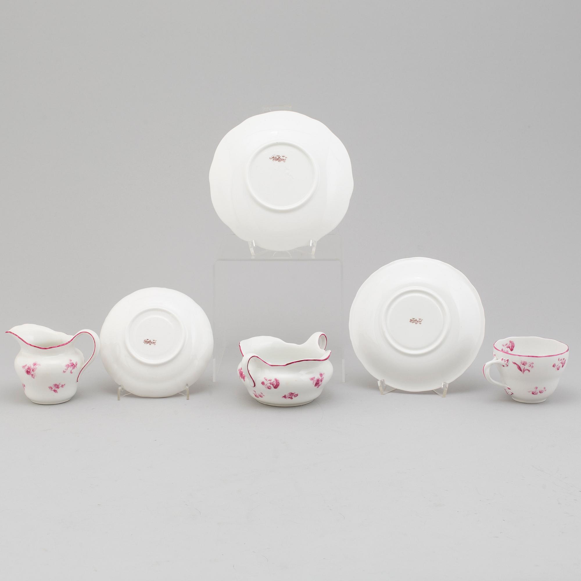 KAFFESERVIS, 43 delar, porslin, Rörstrand omkring 1900.