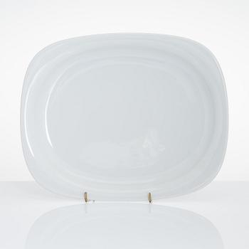Timo Sarpaneva, A 74-piece 'Suomi' tableware set in porcelain, Rosenthal Studio-linie, 1980s. Design year 1976.