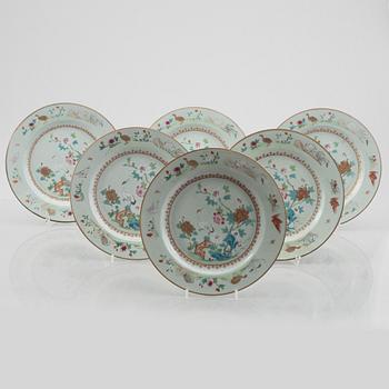 Famille Rose export porcelain plates, 6+2, China, Qing dynasty, 18th century.