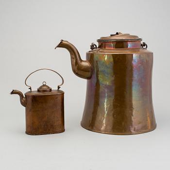 KANNOR I KOPPAR, 2 stycken, 1800-tal.
