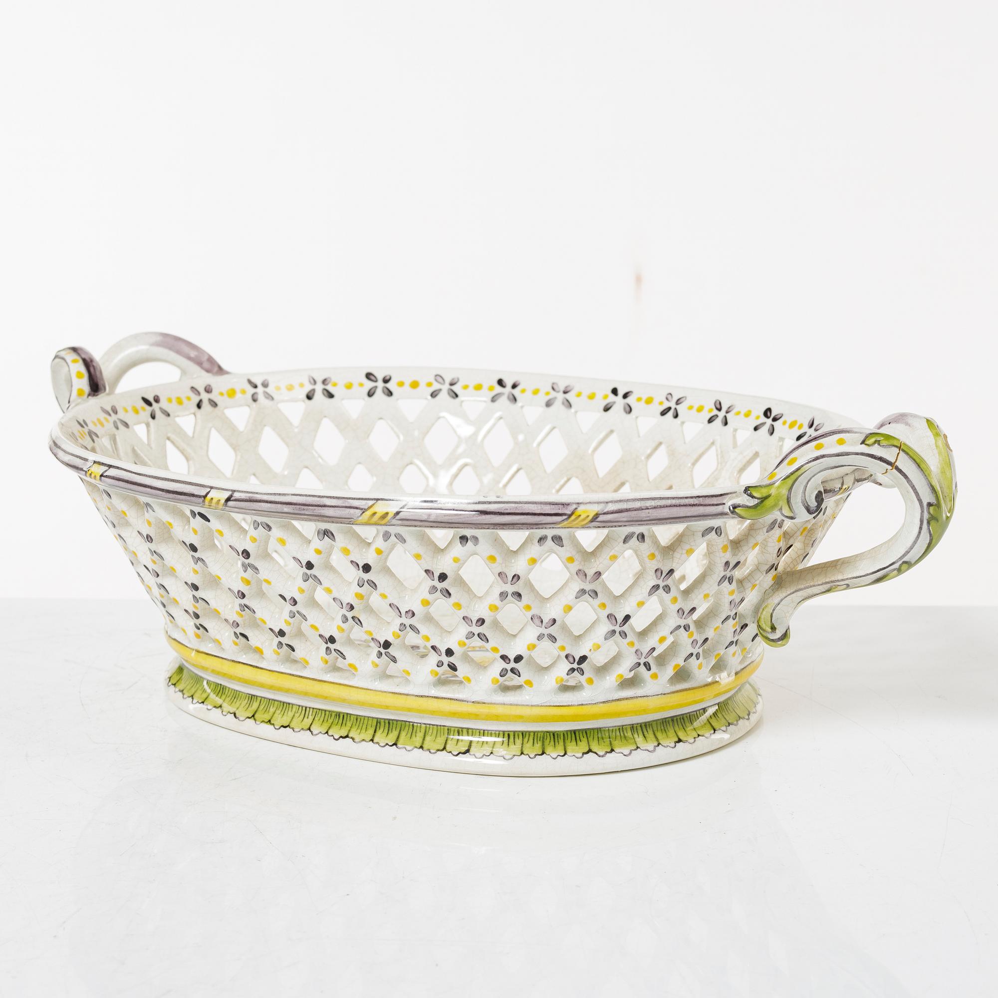 Galler bowls, 2 + 1 pcs, Rörstrand, early 20th century..