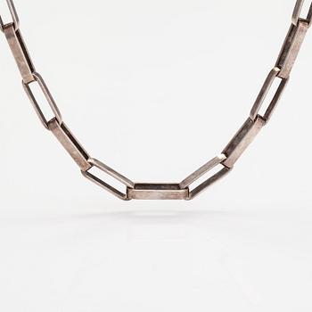 Karl-Ingemar Johansson, A sterling silver necklace. Gothenburg 1987.