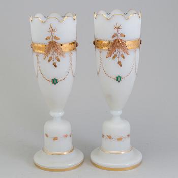 A PAIR OF LARGE GLASS VASES, second hgalf of the 19th century.