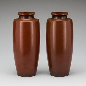 VASER, ett par, Meji (1868-1912), Japan.