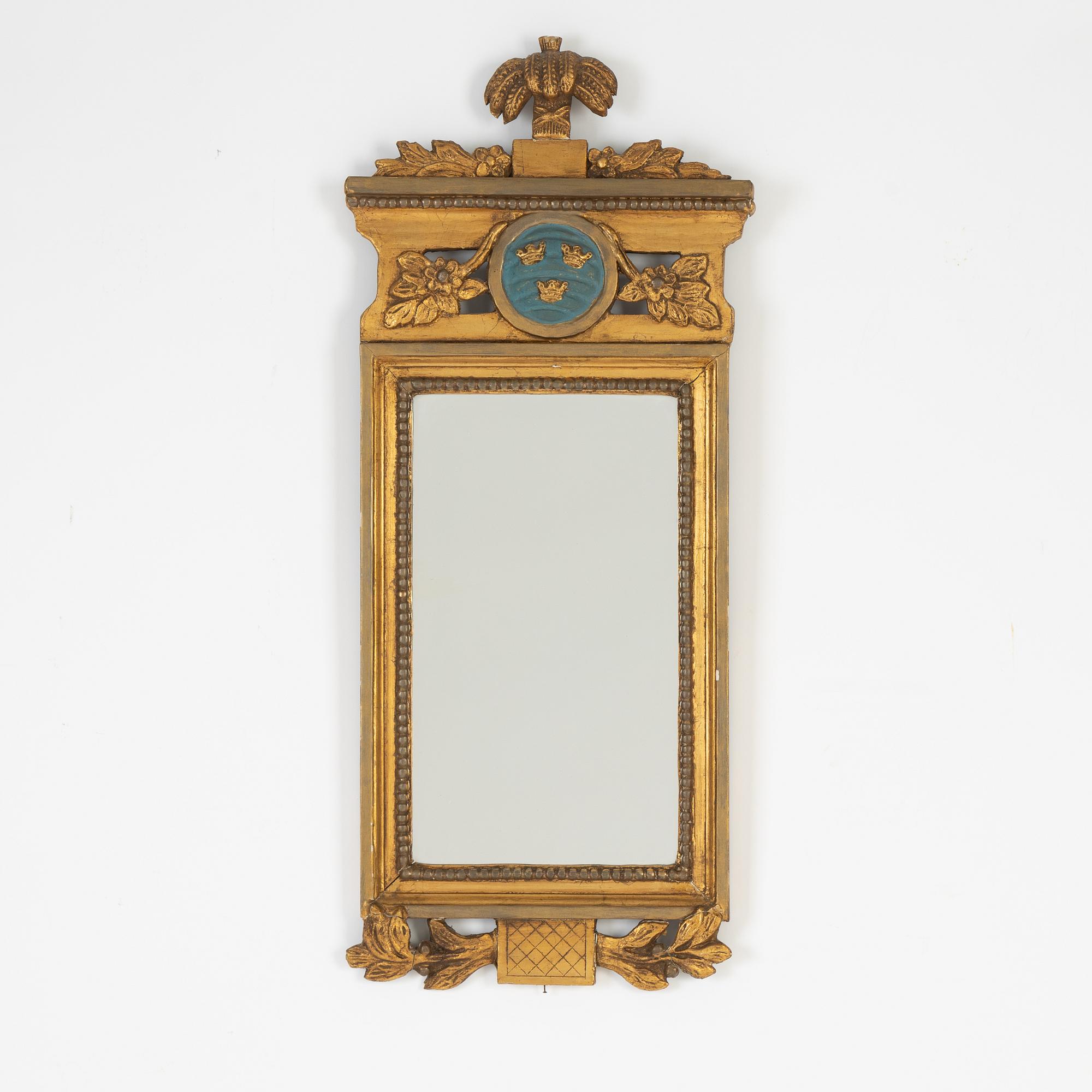 Spegel, gustaviansk stil, omkring år 1900.