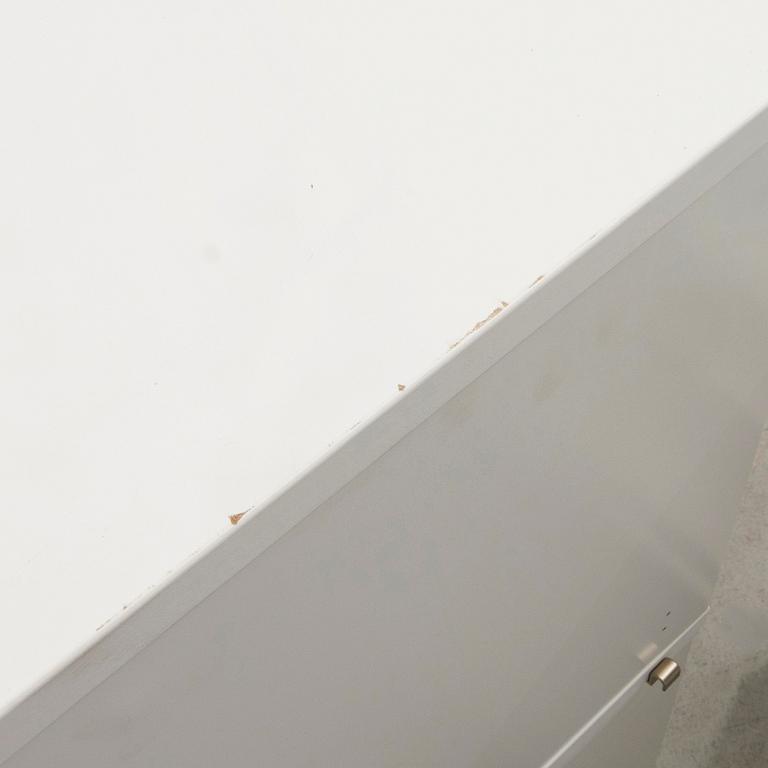 Nils Strinning, Stringhyllor, String Design AB, inköpta 2023.