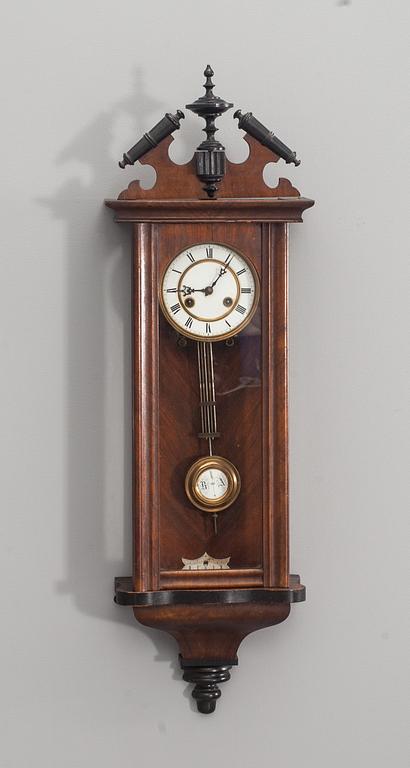 VÄGGPENDYL, nyrenässans, ca 1900-tal.