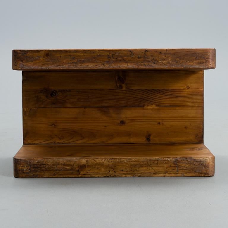 AXEL EINAR HJORTH, A STOOL. Likely the model "Utö". For Nordiska Kompaniet (NK). 1930s.