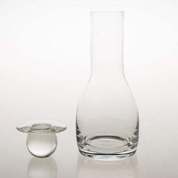 OIVA TOIKKA, Glass carafe model 1563, Nuutajärvi. Design year 1966.
