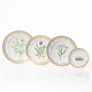 Royal Copenhagen, A group of four 'Flora Danica' plates/dishes, 20th century.