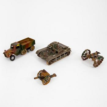 A lot of four Märklin and Gescha tinplate military vehicles Germany 1930s.