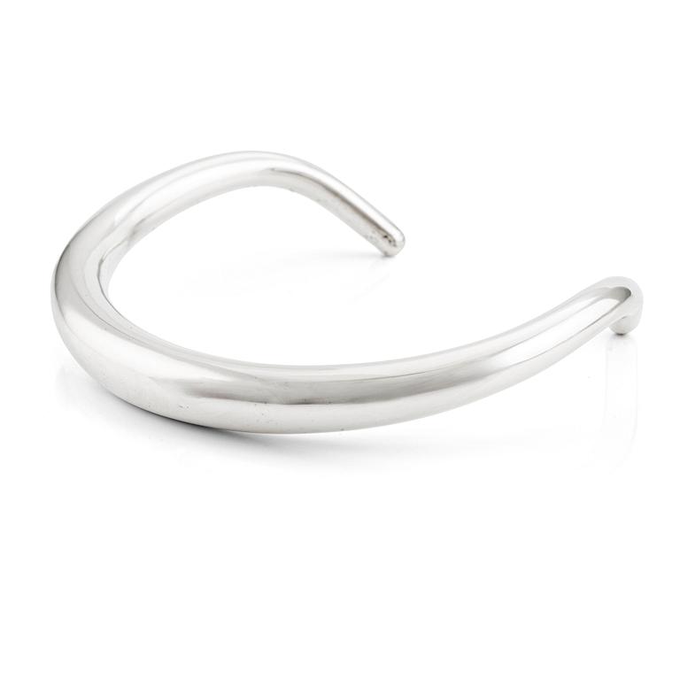 Georg Jensen, Anne Ammitzböll, halsring, "Aura", sterlingsilver, Firma Georg Jensen, Köpenhamn.