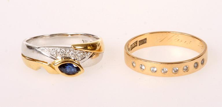 RINGAR, 2 st, 18 K guld. En ring med briljant och safir.