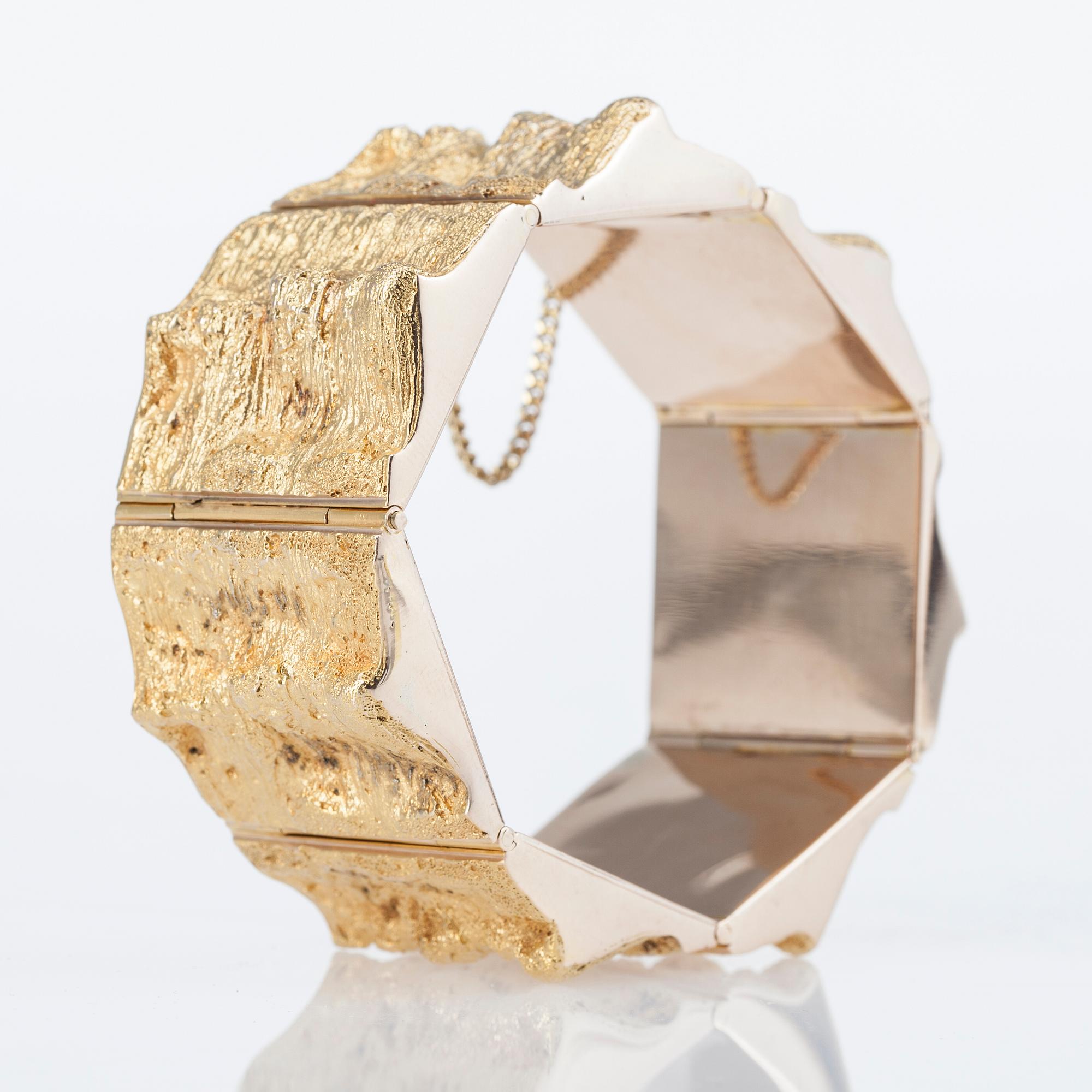 ARMBAND, 14K guld, finska stämplar, 1975. Vikt 89,8 g.