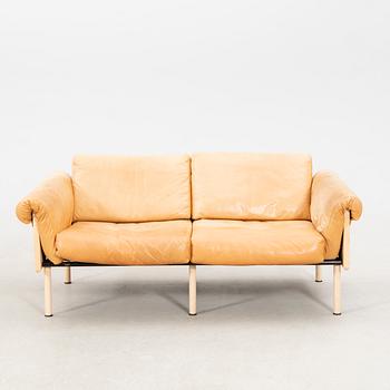 Yrjö Kukkapuro, two-piece sofa set "Ateljee" for HAIMI, late 20th century.