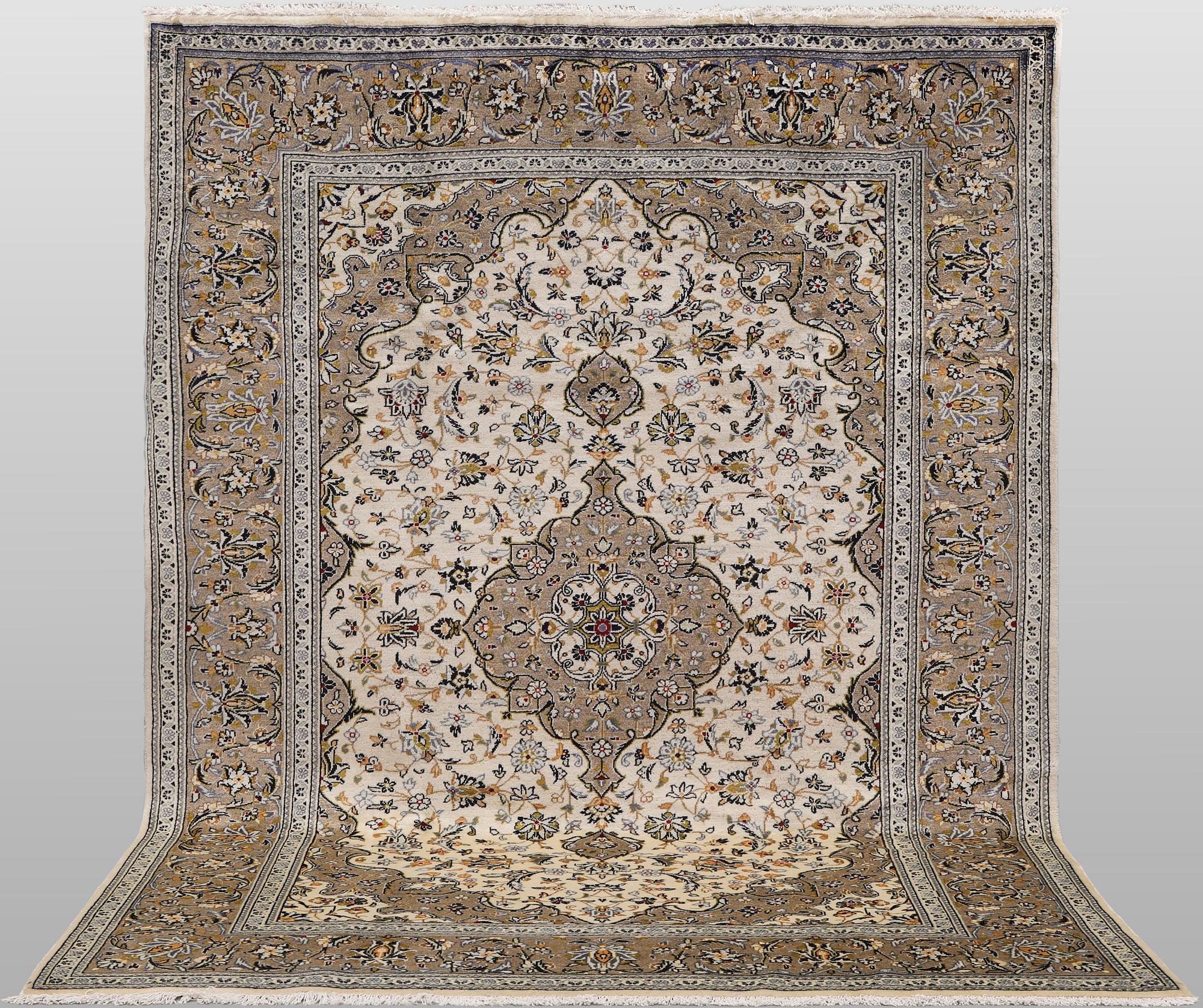 A Keshan carpet, 295 x 199 cm.