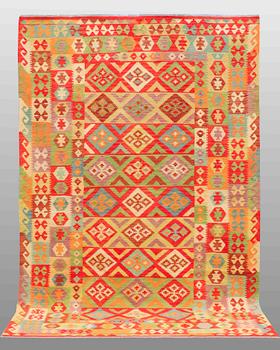 A CARPET, Kilim, ca 300 x 200 cm.