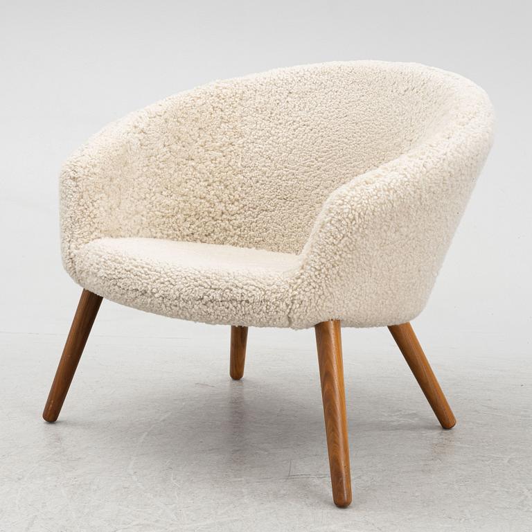 Nanna Ditzel, fåtölj, "Ditzel Lounge Chair 2631",  Fredericia Furniture, Danmark, samtida.