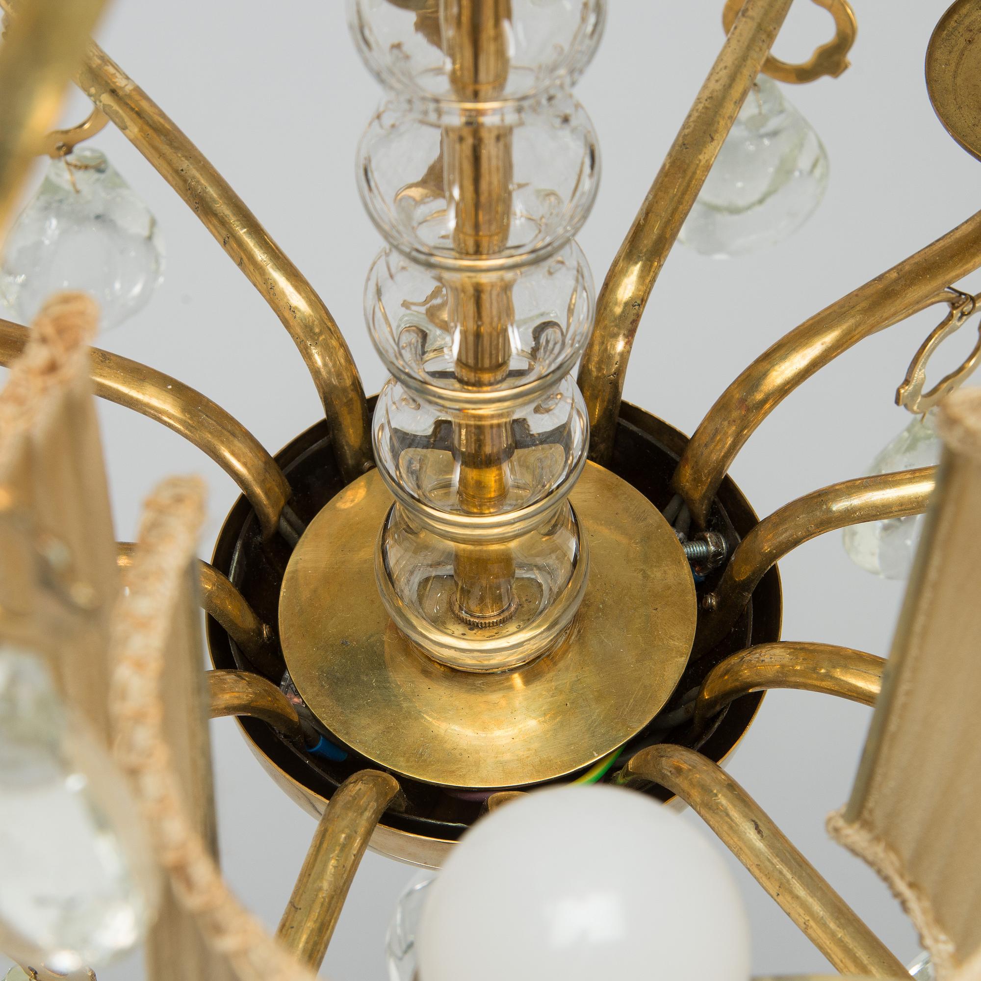 Paavo Tynell, kattokruunu, malli 1487/6, Taito 1900-luvun puoliväli.