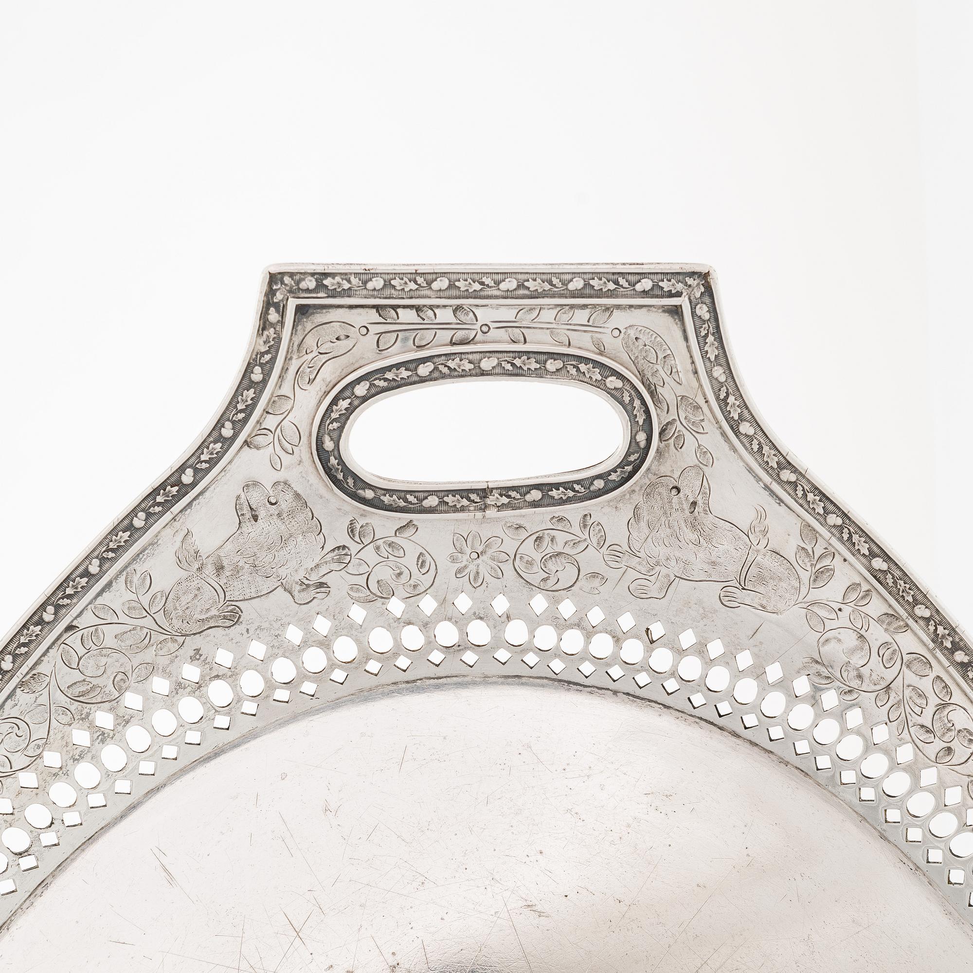 Henrik Petman, Bricka, silver, S:t Petersburg, Ryssland 1811.