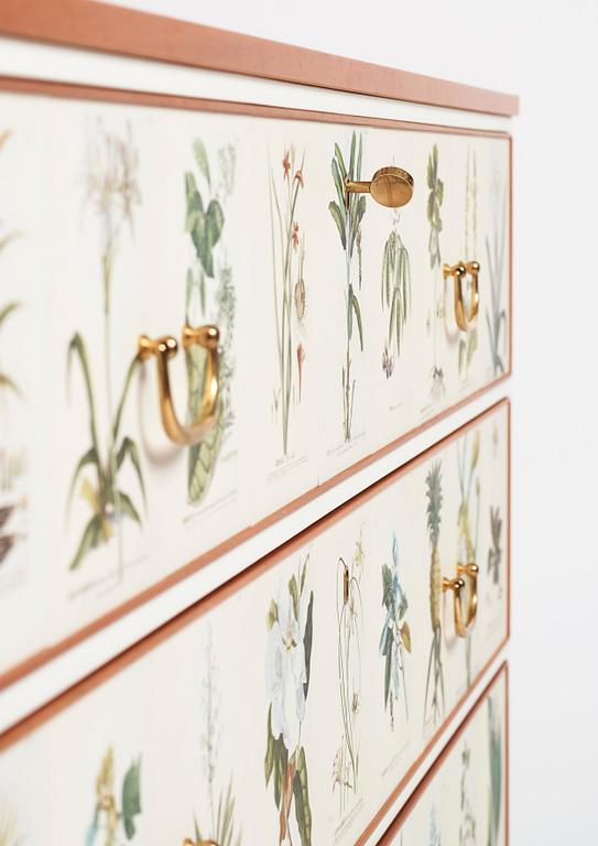 Josef Frank, a mahogany chest of drawers 'Florabyrå Linné', Svenskt Tenn, Sweden 2007, model 1050, jubilee ed. 43/50.