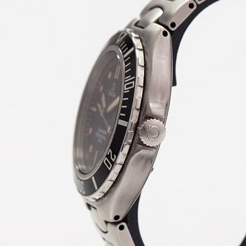 Omega, Seamaster, 200m, "Pre Bond", wristwatch, 38 mm.