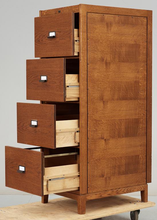 ARKIVSKÅP, 1900-talets andra hälft.