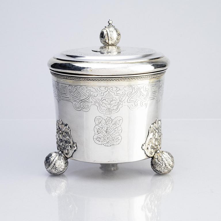 Dryckeskanna, silver, Johan Nützels art (verksam i Stockholm 1674-1716), Sverige 1600-talets slut, Karolinsk.