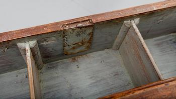 BYRÅ, sengustaviansk, sent 1700-/tidigt 1800-tal.