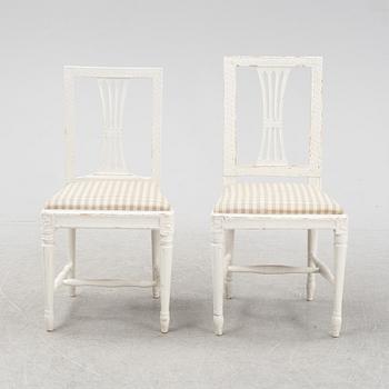 Stolar, 2 st, snarlika, gustavianska, 17-och 1800-tal.