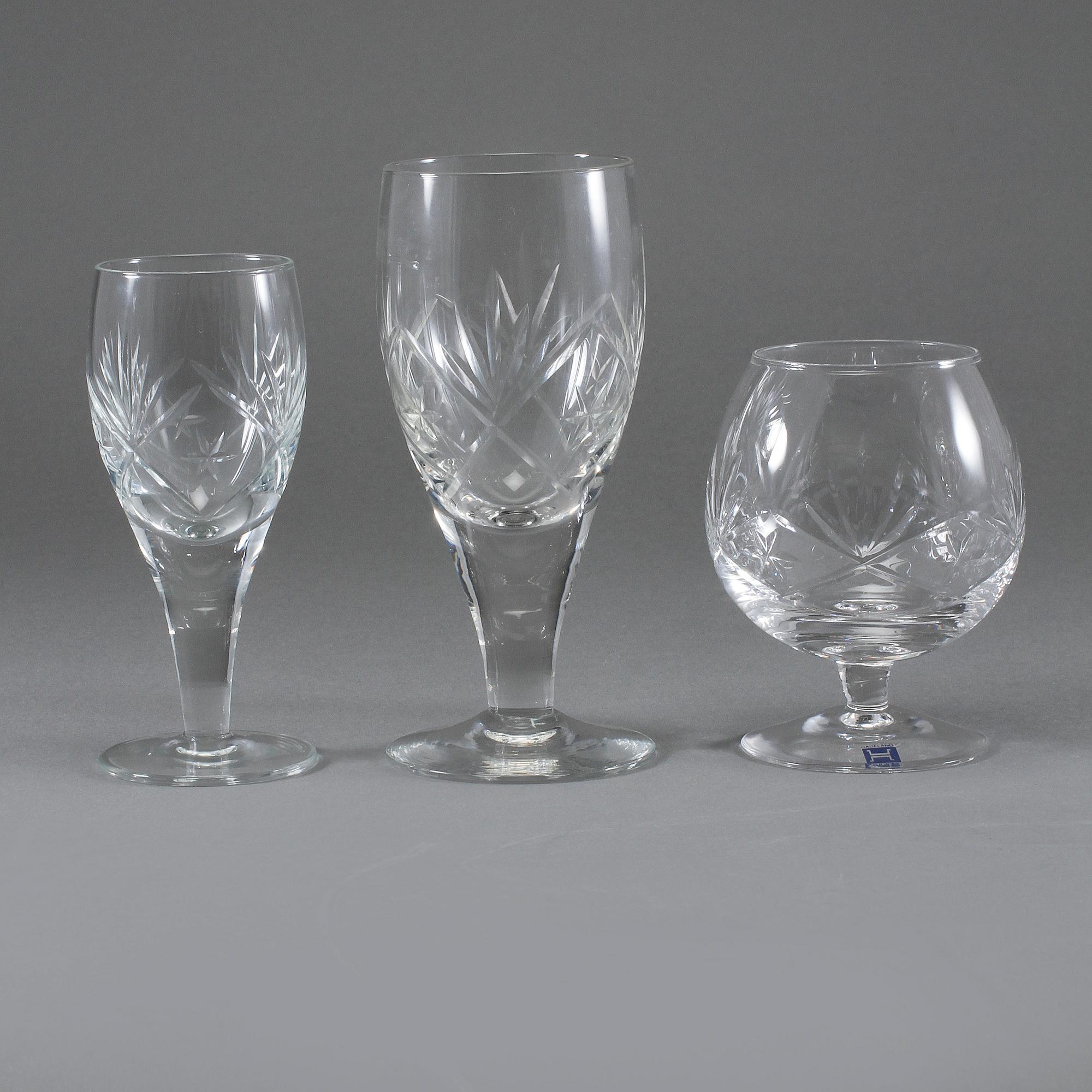 GLASSERVISDELAR, 25 st, Hadeland, Norge, 1900-talets fjärde kvartal.