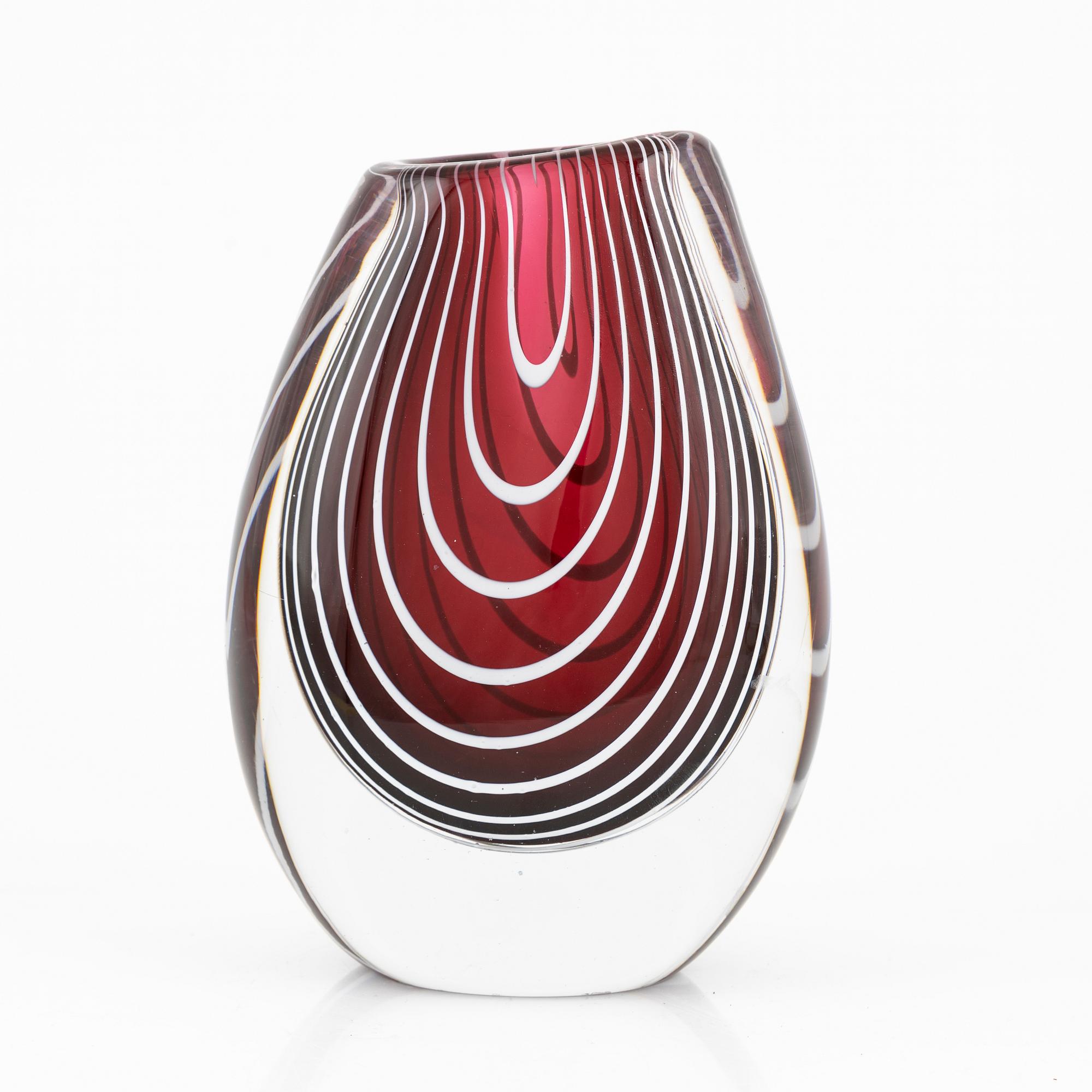 Vicke Lindstrand, vas, glas, Kosta.