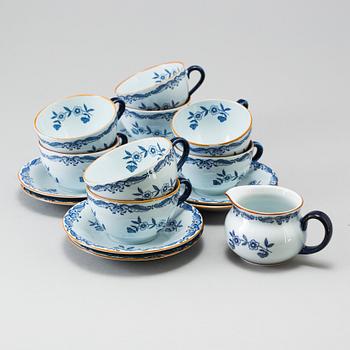 A 40 piece porcelain service "Ostindia/East Indies" from Rörstrand.