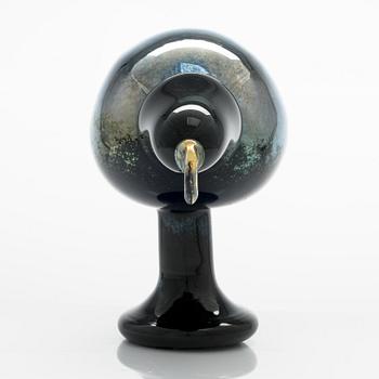 Oiva Toikka, Lasilintu "Jalohaukka". Signeerattu Oiva Toikka Nuutajärvi.