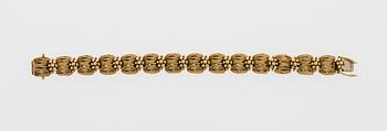 ARMBAND OCH ÖRHÄNGEN, 18 k, guld, importerade av A.Tillander, Helsingfors 1969, vikt 46 g.