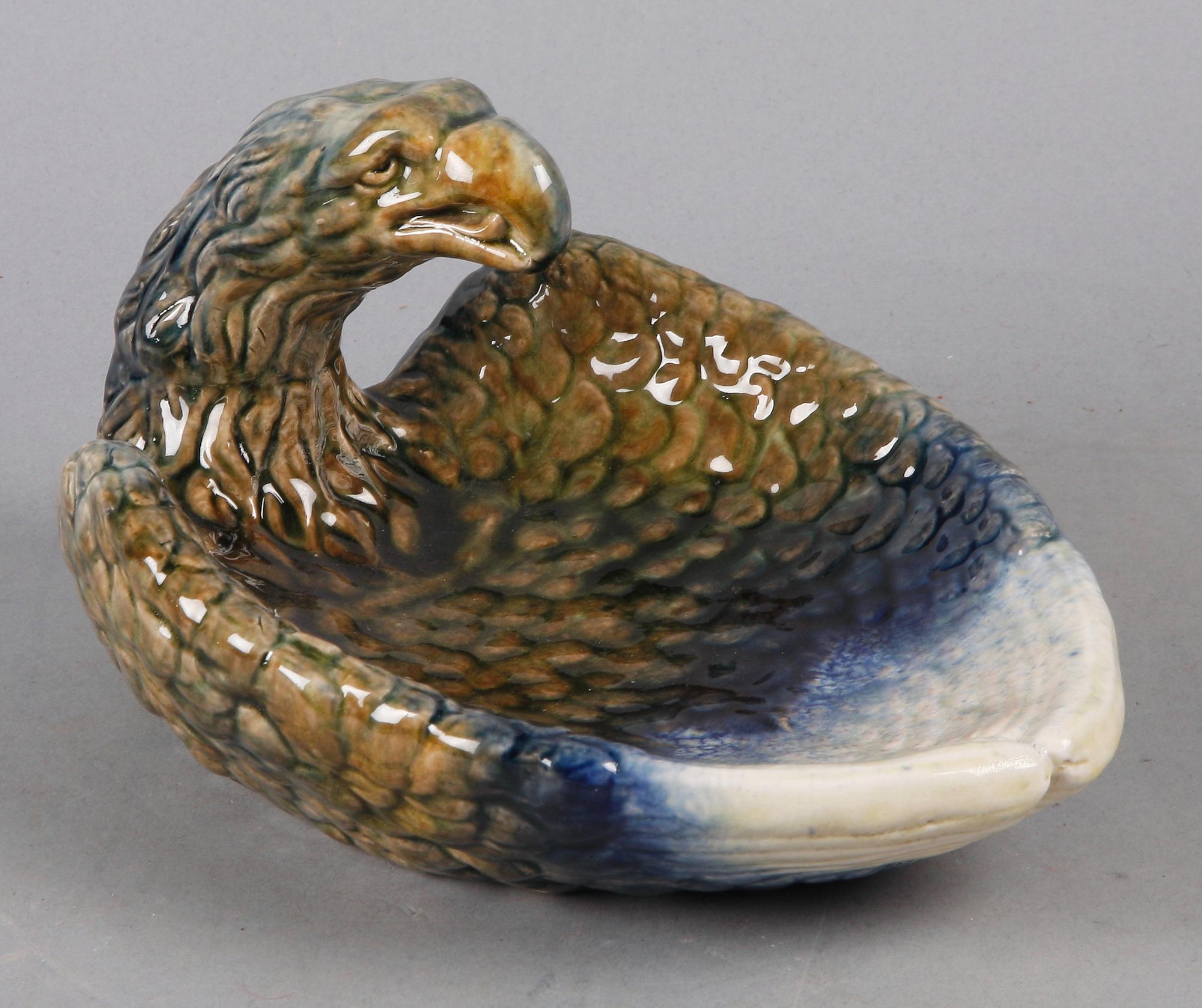 PRYDNADSFAT, majolika, Höganäs, omkring 1900.