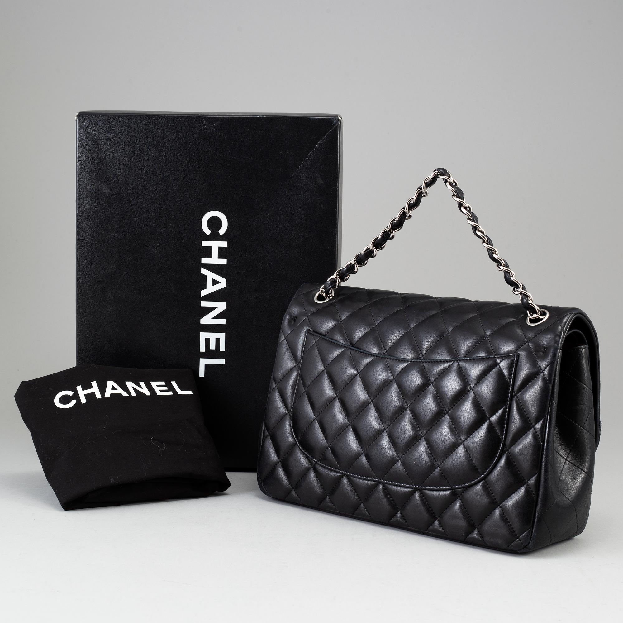 CHANEL, "Jumbo Double Flap Bag", 2010-2011.