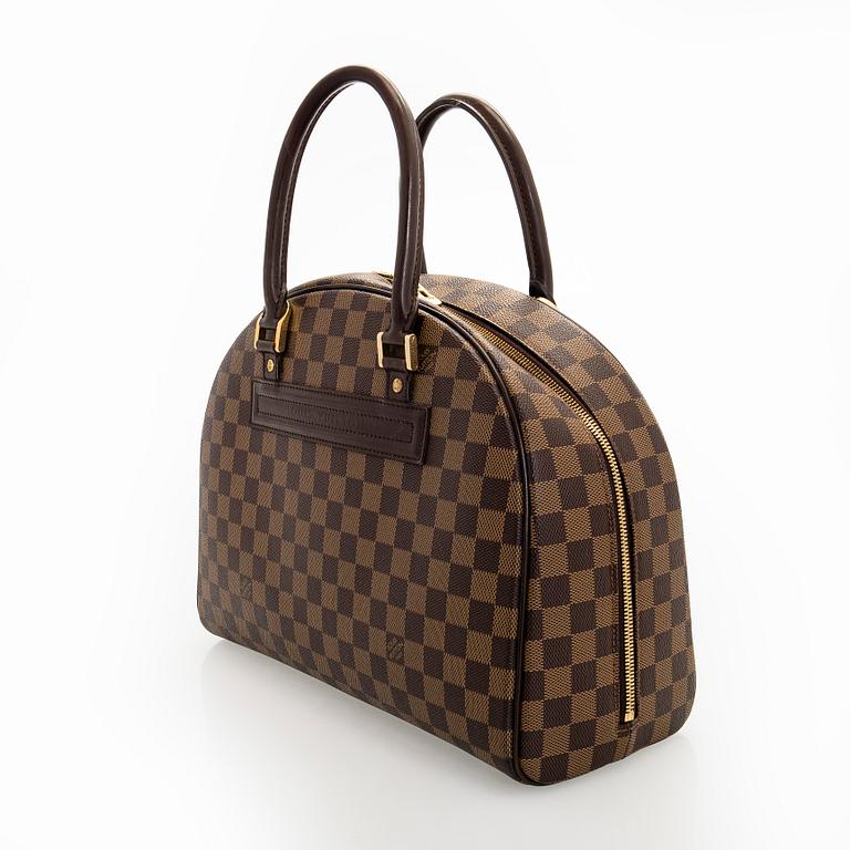 Louis Vuitton, laukku, "Nolita".