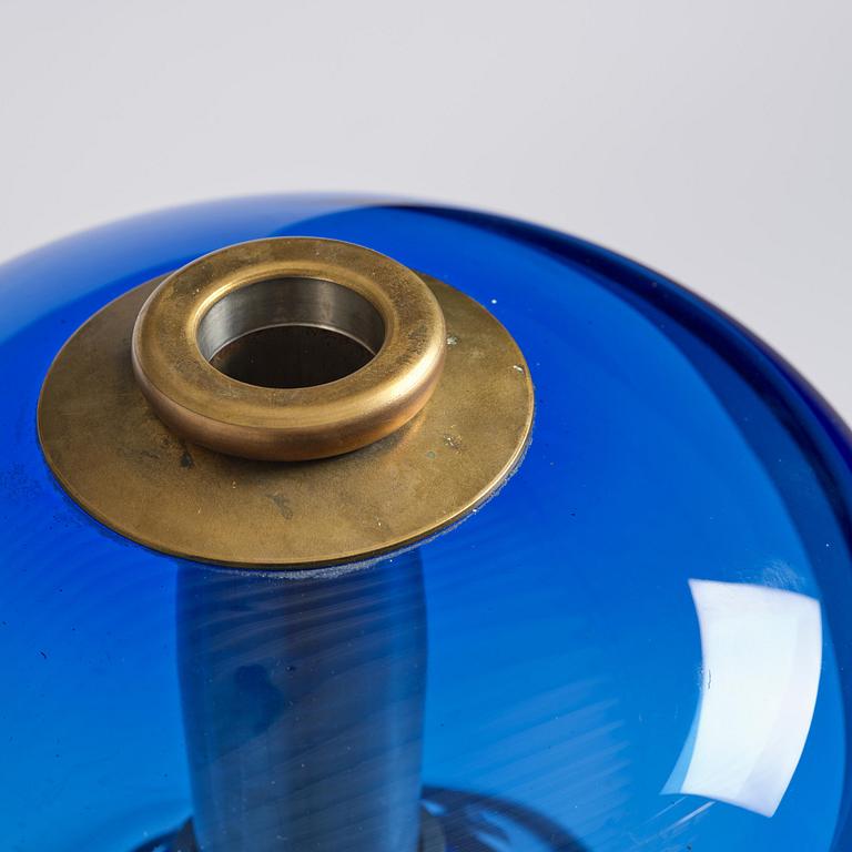 Frida Fjellman, “Totem Buddie no 03”, a unique glass sculpture/vase, Kosta Boda, 2021.