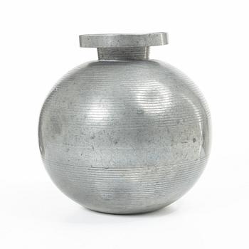 Sylvia Stave, Vase, pewter, model 5496, C.G. Hallberg, Stockholm, 1936.