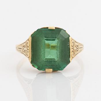Ring, guld och grön turmalin.