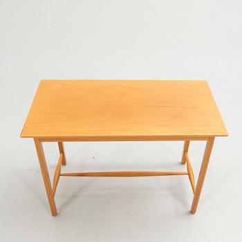 Josef Frank, Side table, model B 1106, Svenskt Tenn, pre 1985.