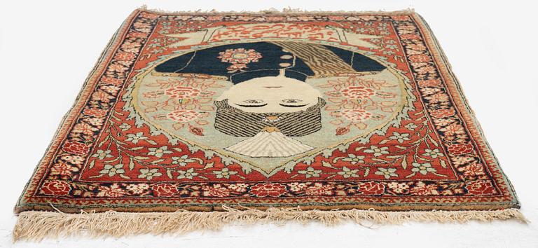 A pictoral Kashan 'Mohtasham' rug c. 80 x 58 cm.