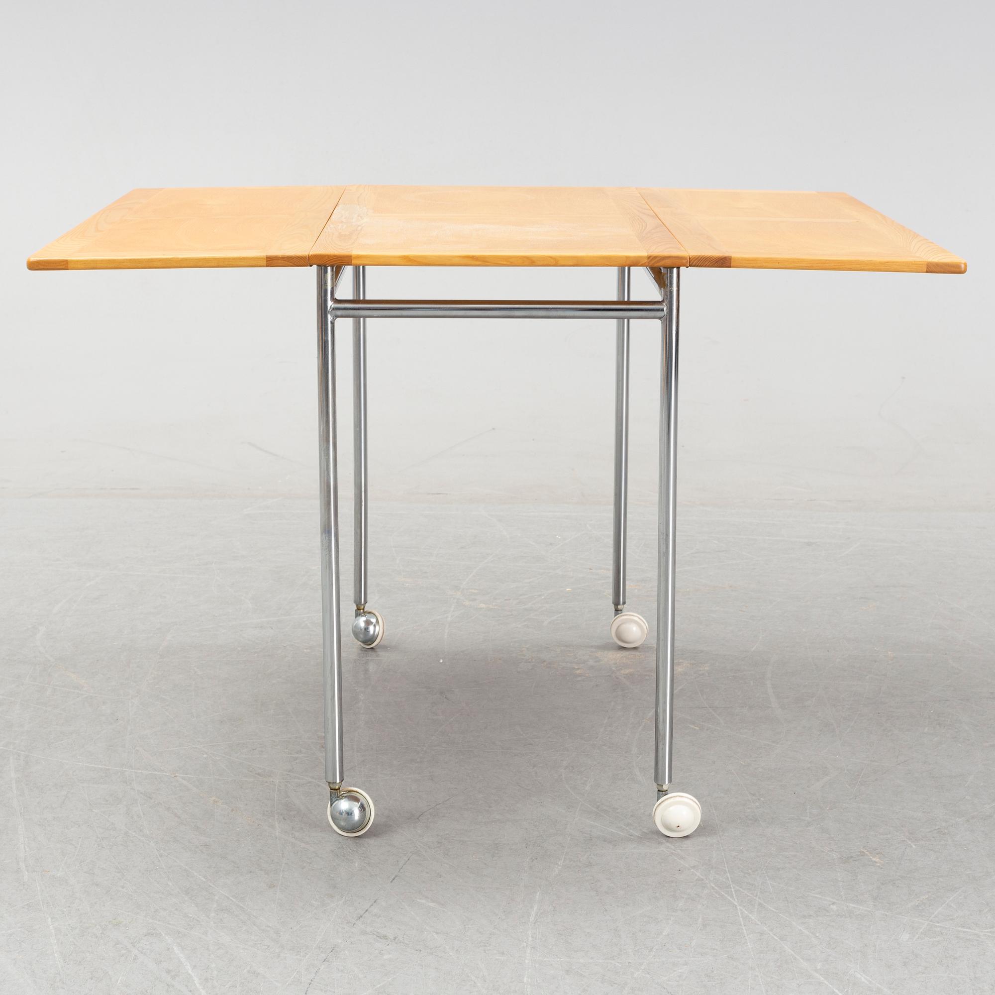 Bruno Mathsson, a 'Berit' drop-leaf table, Firma Karl Mathsson, Värnamo, 1973.
