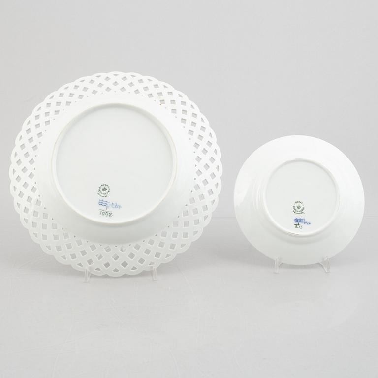 Royal Copenhagen, 27 pieces of a "Blue Fluted" porcelain service, Denmark.