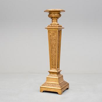 PIEDESTAL, nyrenässans, 1800-talets slut.