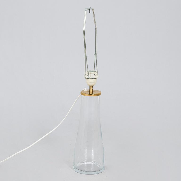 Maire Gullichsen, bordslampa, "M5 10", för Artek 1990-tal.