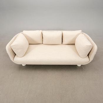 TAF, sofa, "Famna", for the Swedish company Svenskt Tenn, 2020s.