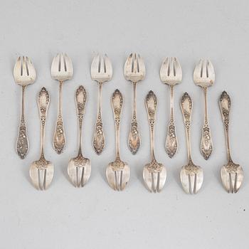 Twelve French Silver Oyster Forks, mark of Laparra & Gabriel, Paris 1902-23.